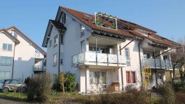 Hauptbild *** Solide vermietet + viel Potenzial: 3,5-Zi.-Wohnung mit Terrasse & Gartenanteil ***